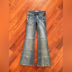 Y2K Flare Jeans with Front Zipper Pockets – Vintage Low Rise Denim Pants Size S